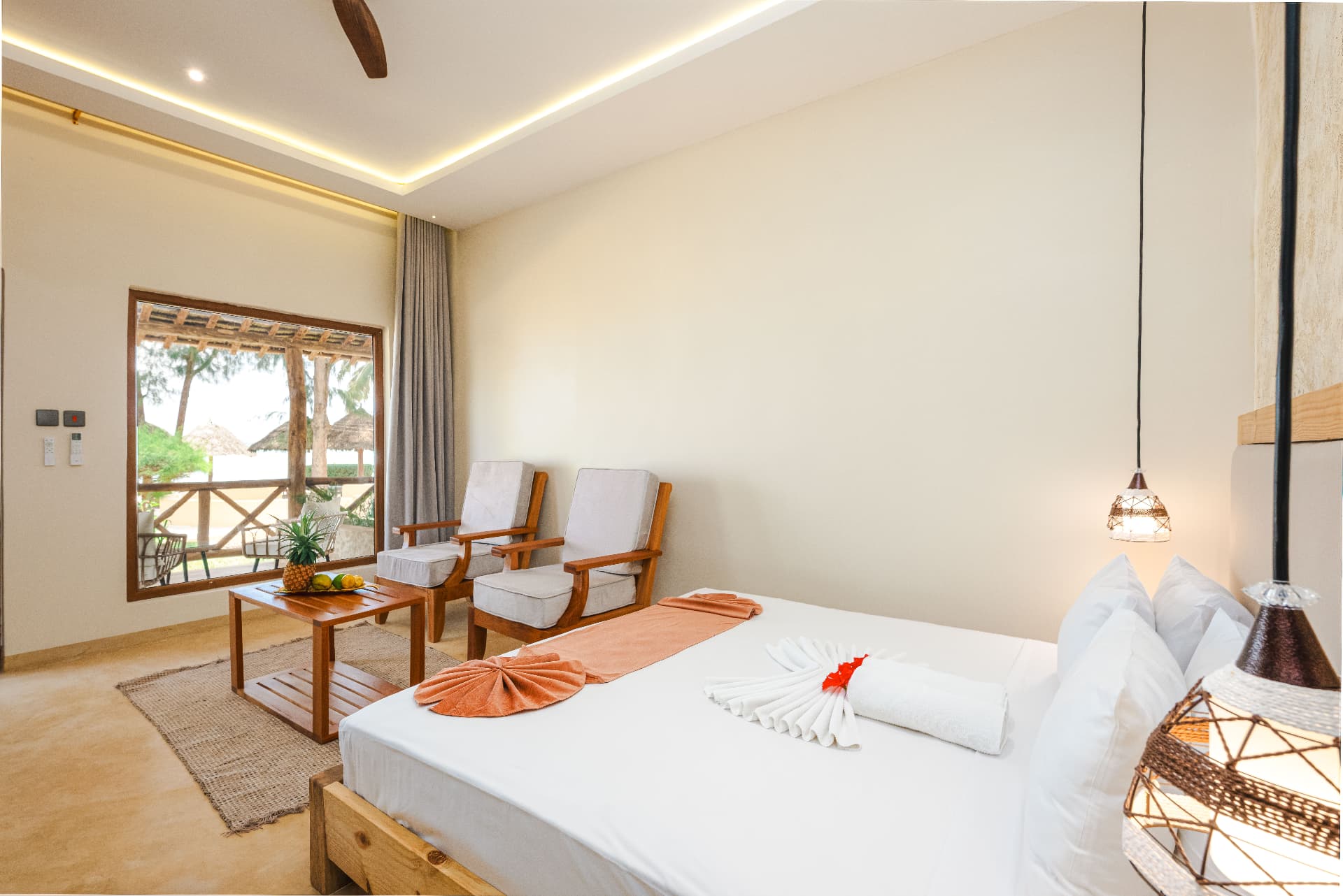Rooms by the sea